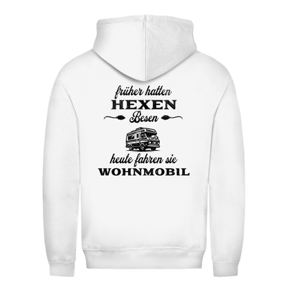 Früher hatten Hexen Besen. Heute fahren sie Wohnmobil - Backprint Frauen Hoodie