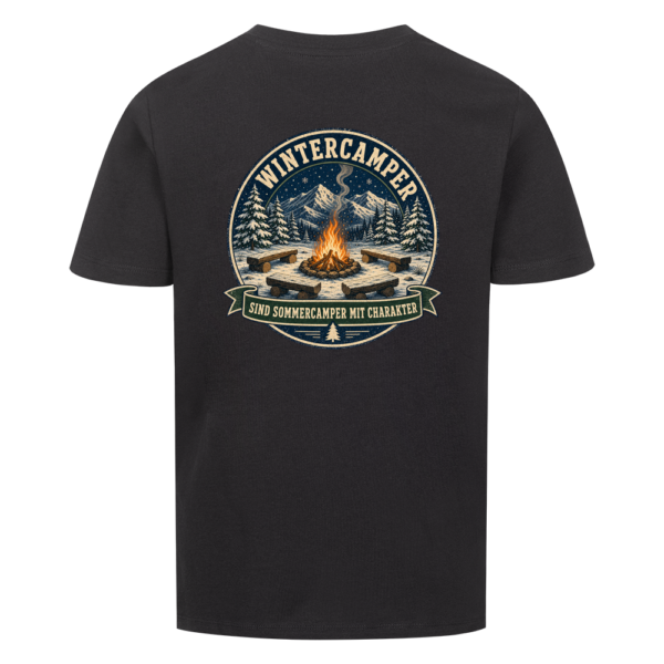 01a099cb-88e3-77cc-80e5-3b5ccf59d2f5.png Wintercamper haben Charakter | Shirt für kleine Entdecker